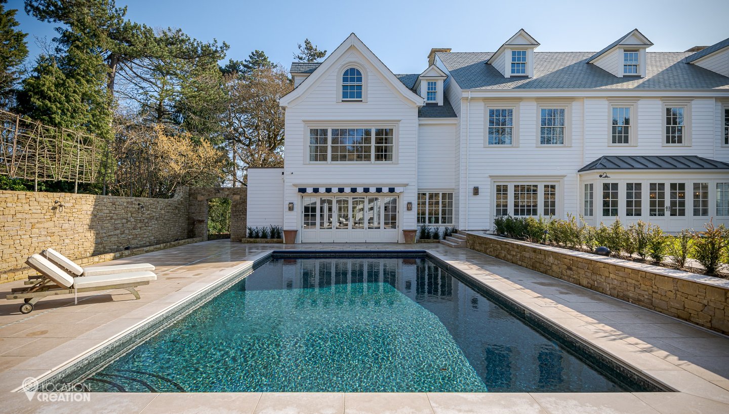 Location Creation The Hamptons Pool