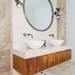Location CreationLocation CreeksideBathroom