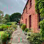 Location CreationGoetrelong House View