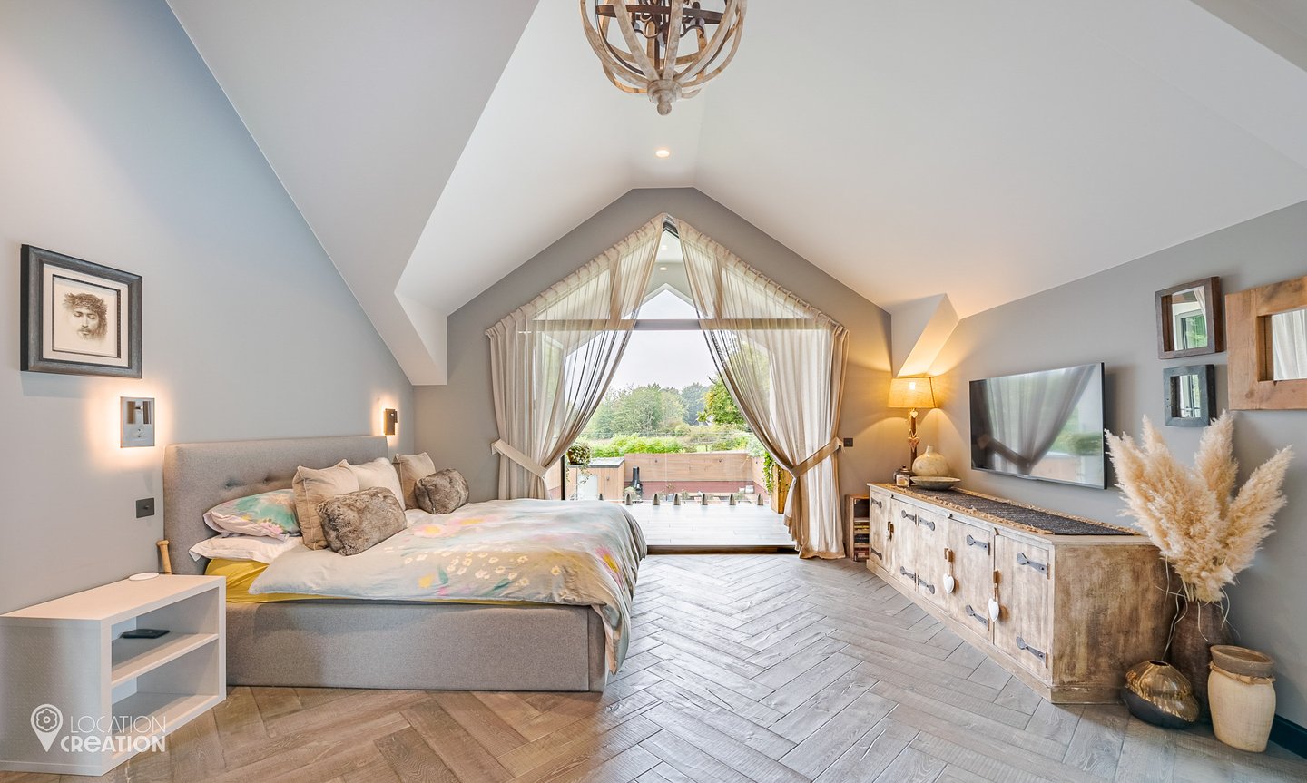 Location Creation Mountain Ash Bedroom