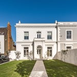 Location CreationWillow HouseFront