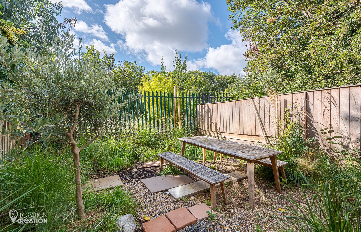 Location Creation Lyndhurst Grove Garden