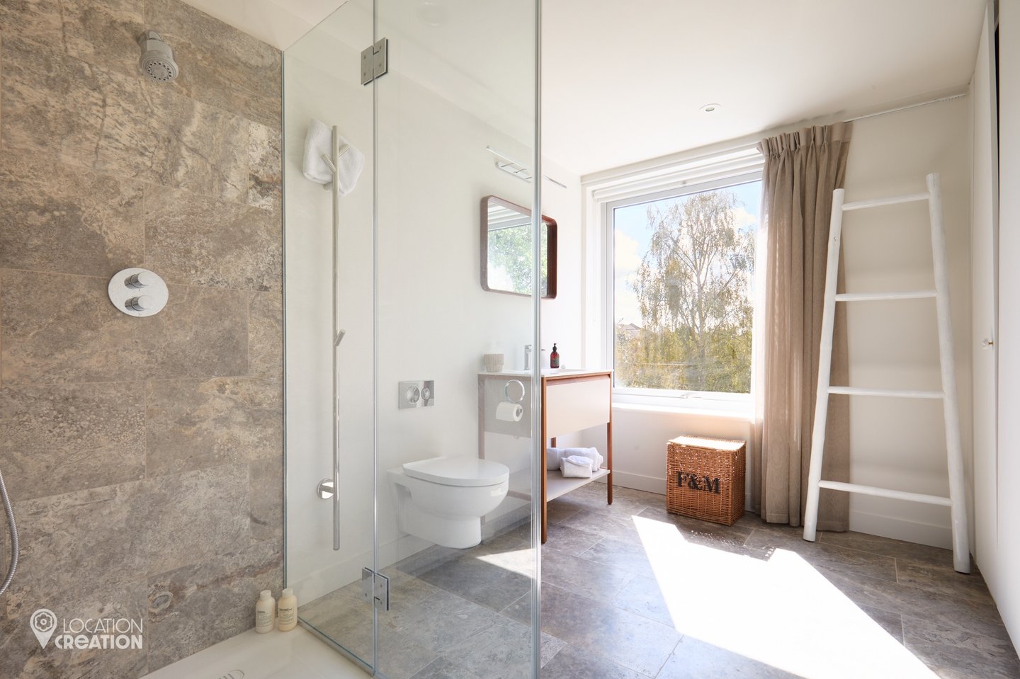 Location CreationChiswick Dock Bathroom