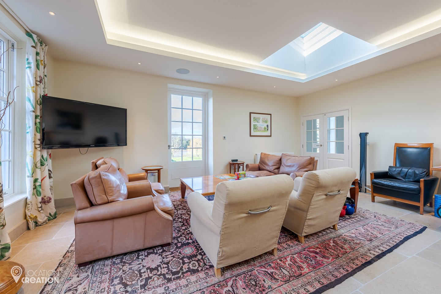 Location Creation Ravenstone Hall TV Room