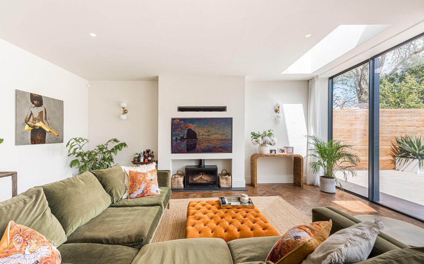 Langham Location House TWopen Living