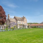 Location Creation Medieval Manor House Garden