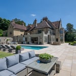 Location Creation Manor View Garden Seating
