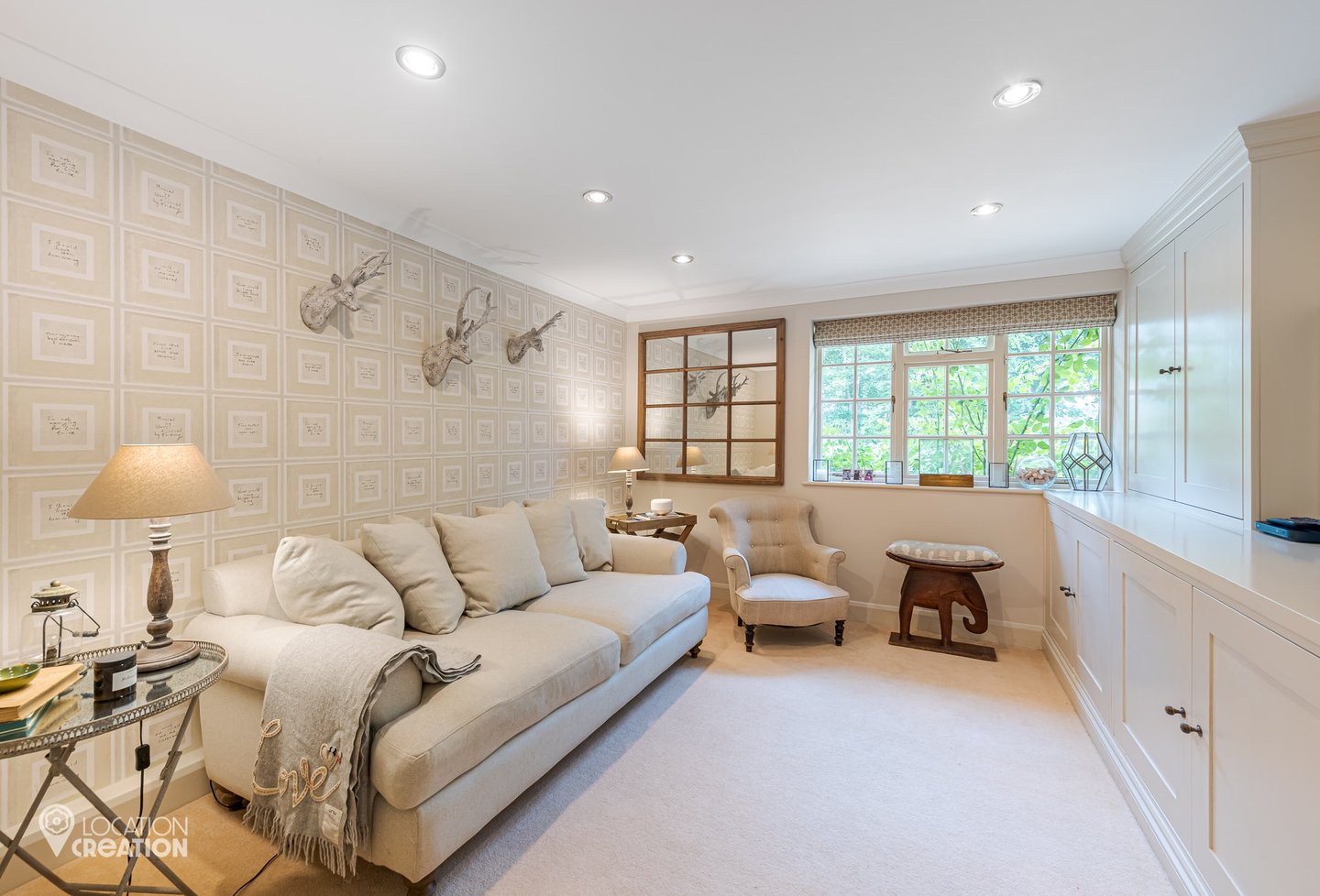 Location Creation Alfold House Snug