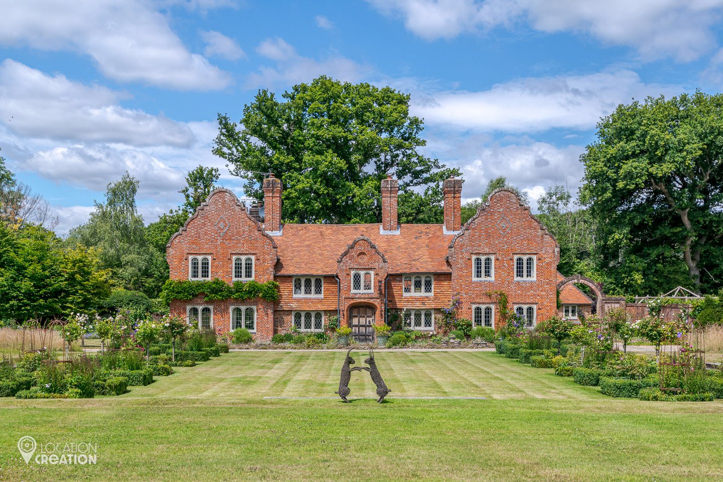 Location Creation Jacobean Manor Outdoors