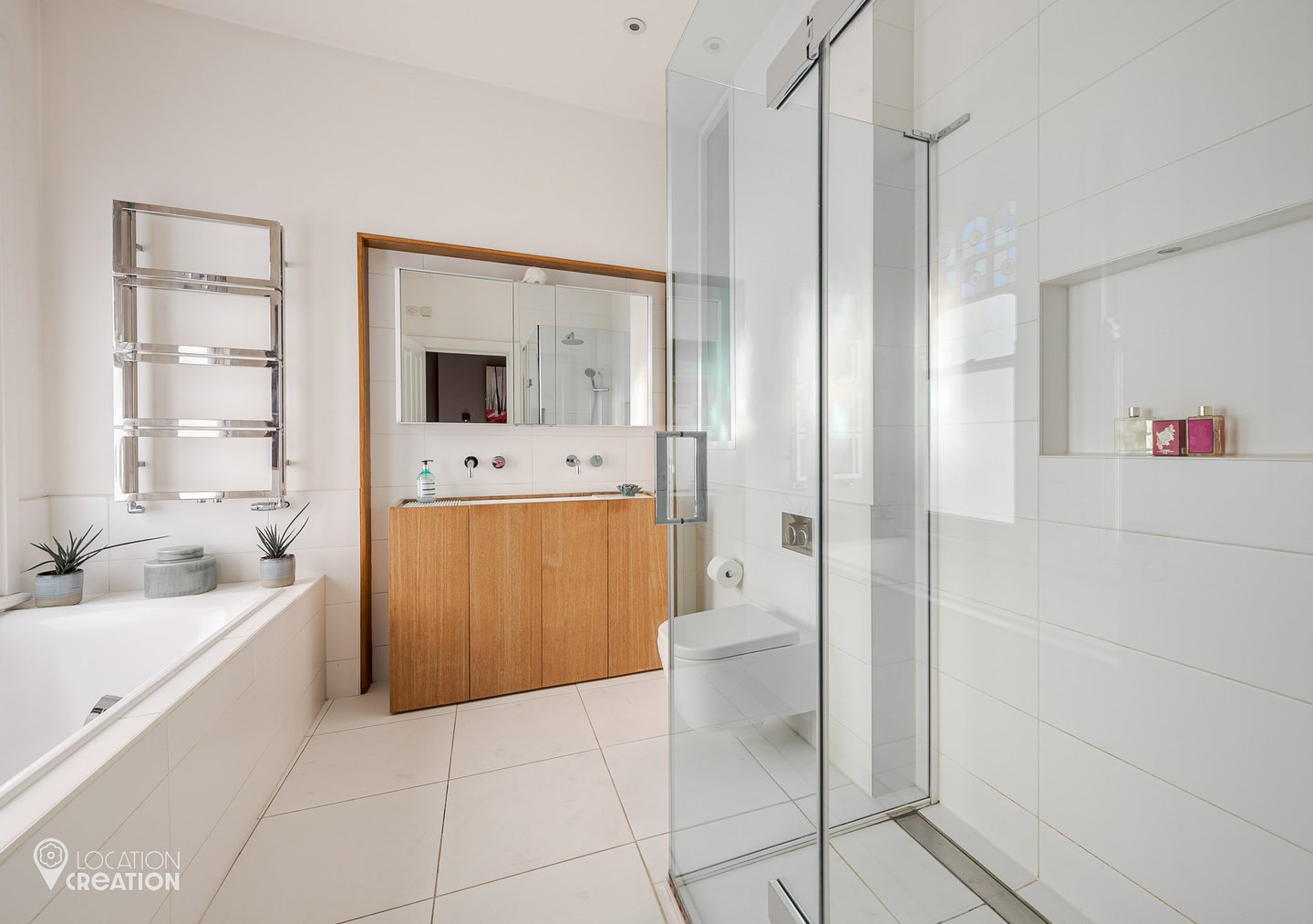 Location Creation Ritherdon Road Bathroom