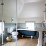 Location Creation Cedars Bathroom