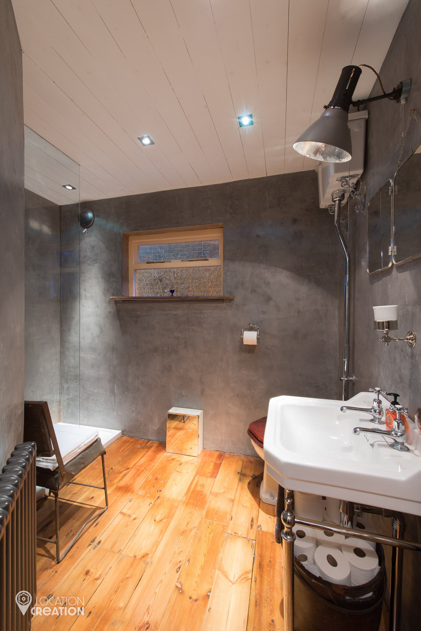 Location Creation Whitestable Seafront Shower Room