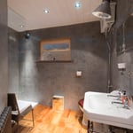 Location Creation Whitestable Seafront Shower Room