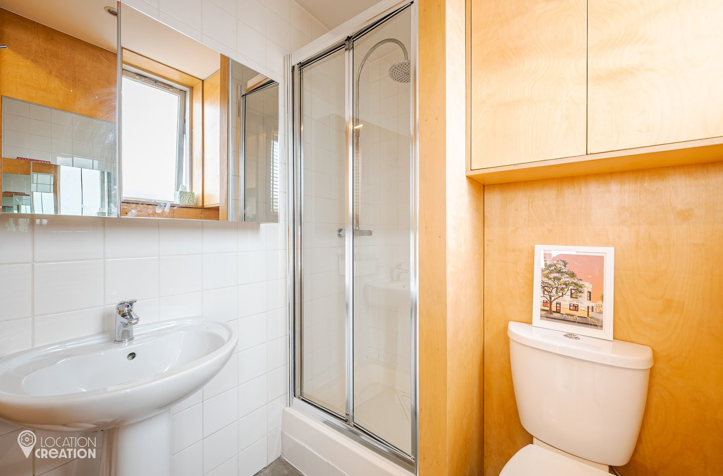 Location Creation Hoxton Heights Bathroom