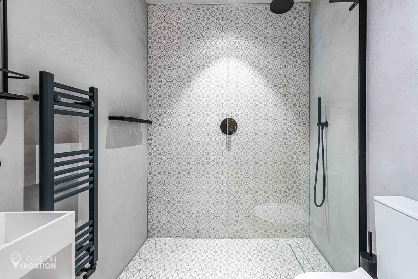 Location Creation Hackney House Shower Room