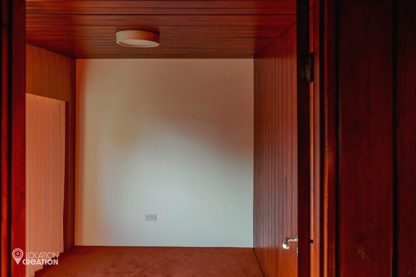 CreationLaurel Canyonempty Room