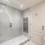 Location CreationMacaulay Road Bathroom  Alt