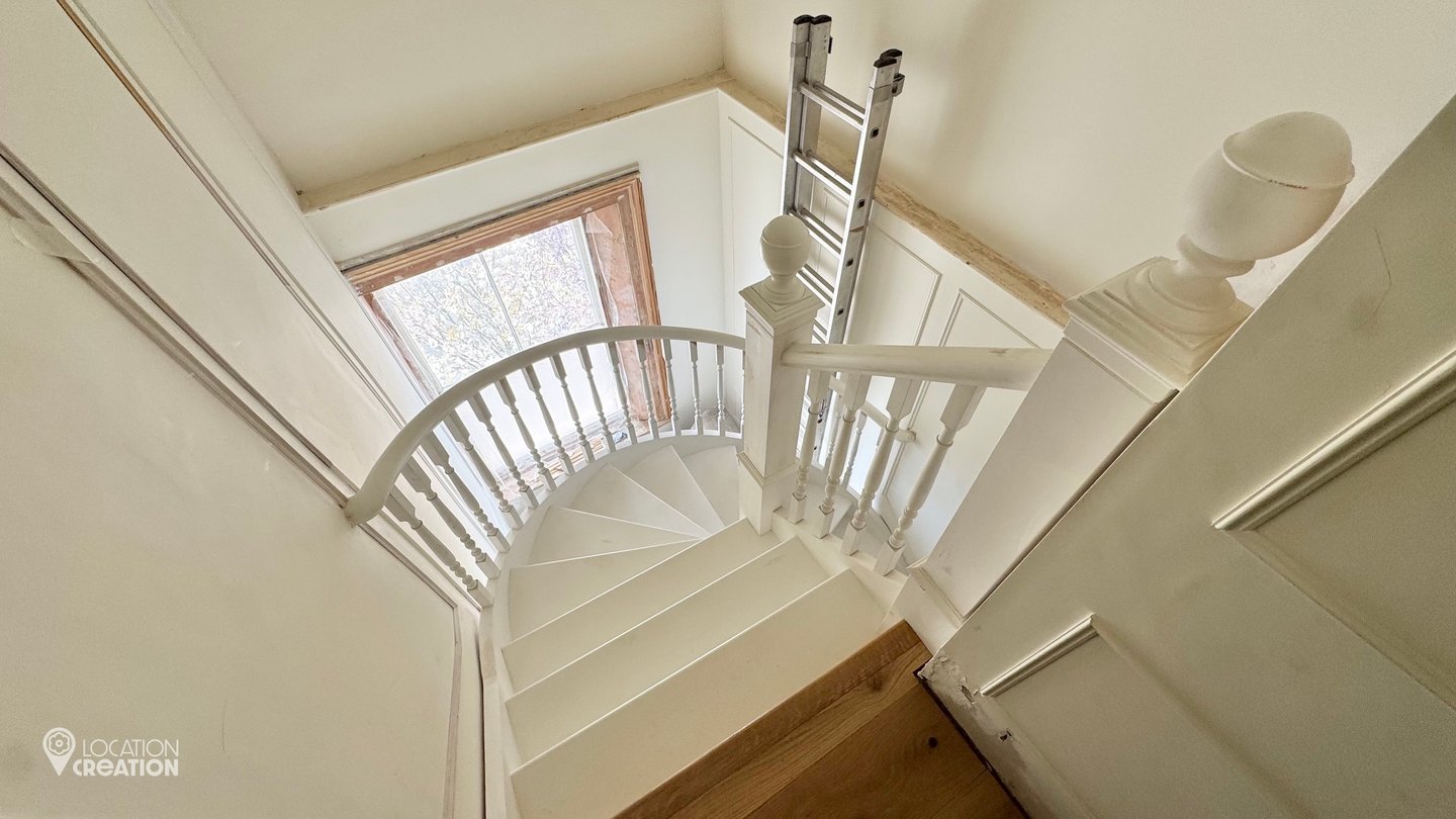 Location CreationRiverside HouseStaircase