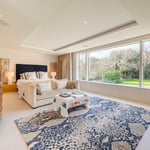 Location Creation Kingston Glass Master Bedroom