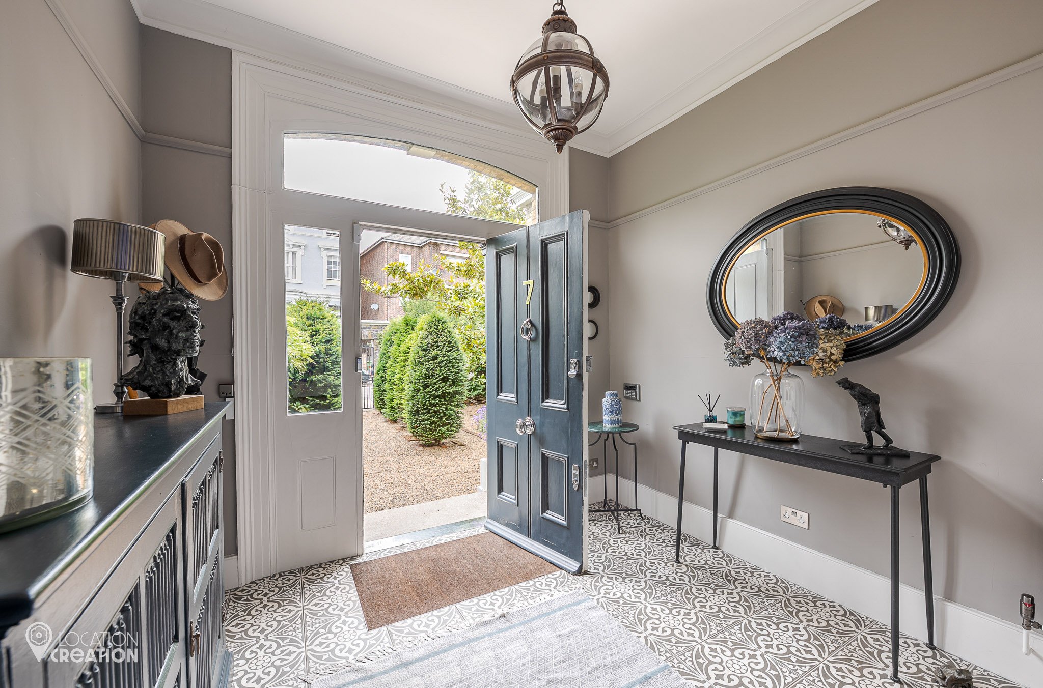 Location Creation Crystal Palace Front Reception