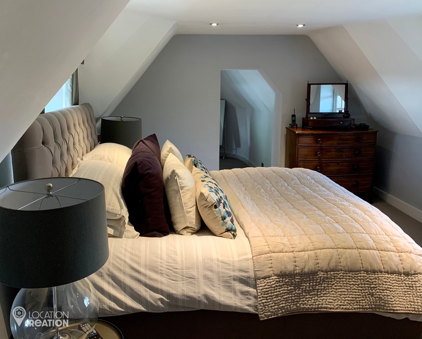 Location CreationTTC Bedroom  Alt