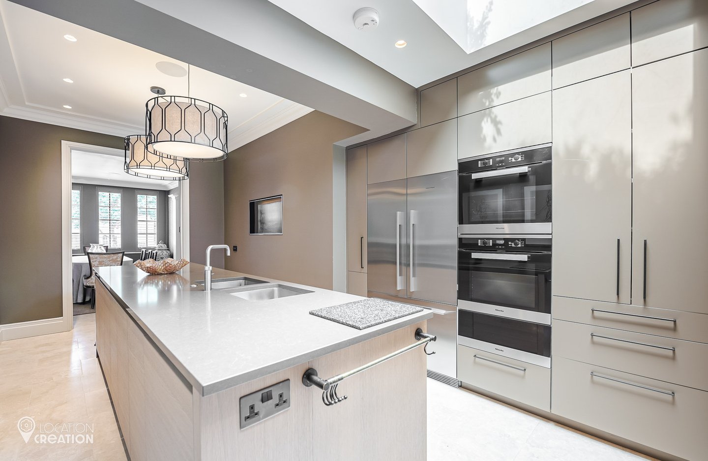 Location Creation Cator Kitchen Island