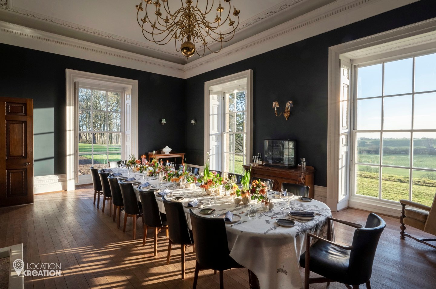 Location CreationKeythorpe HallDining Table