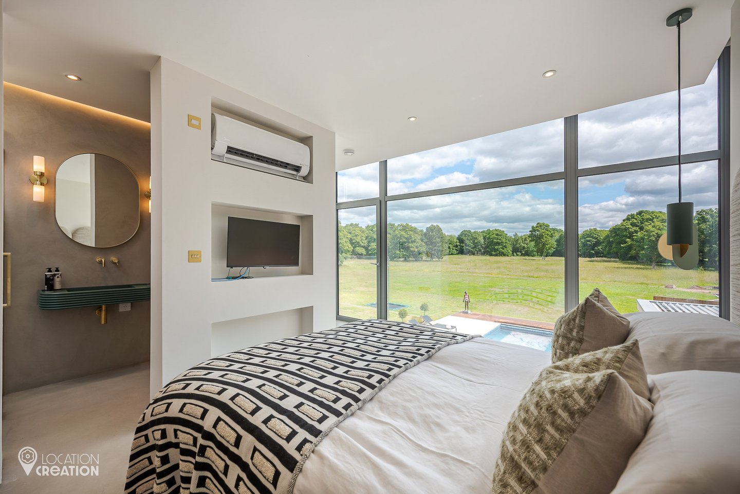 Location Creation Bel Air Bedroom