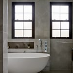 Location CreationEaling House WBath Tub
