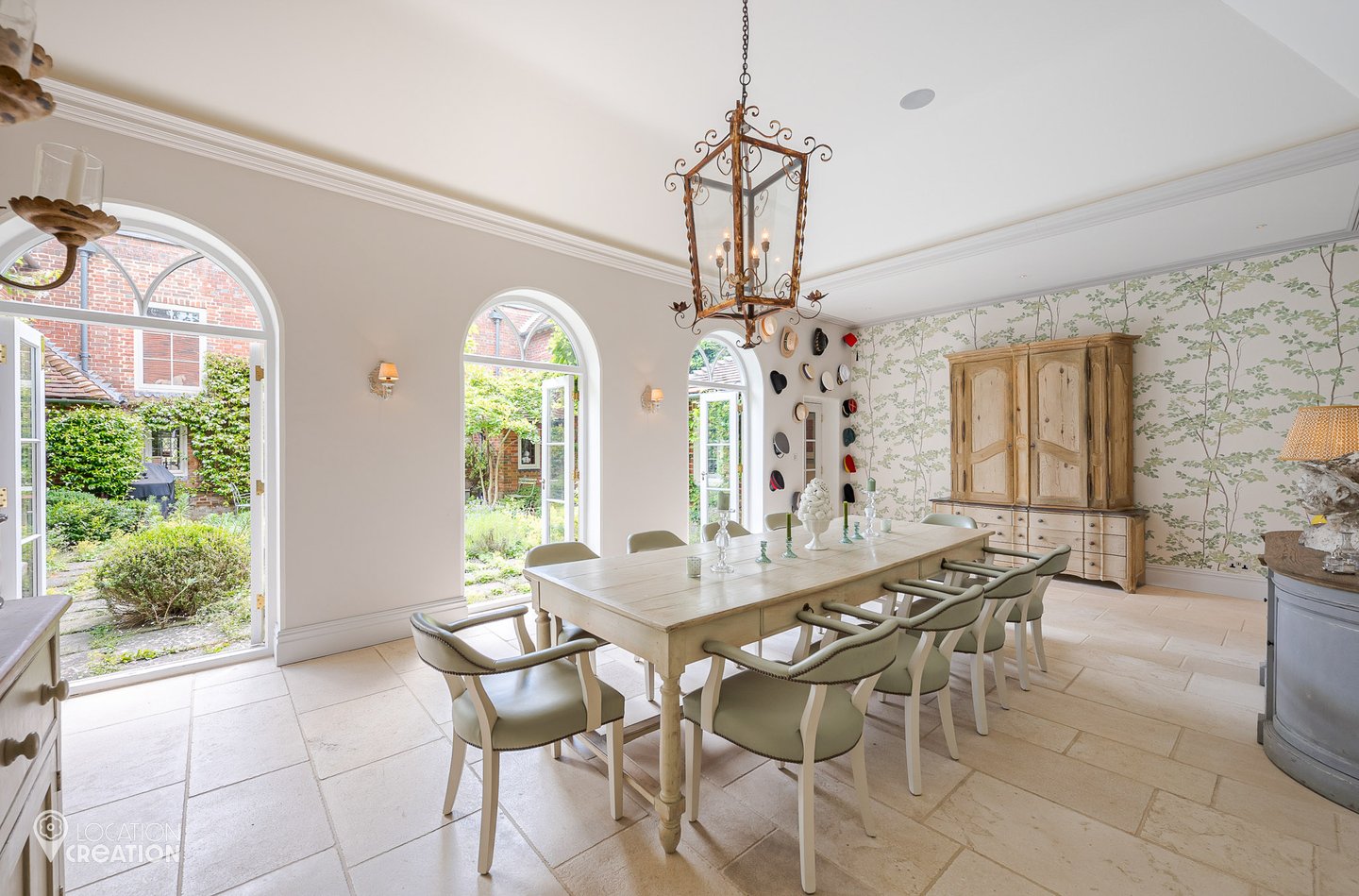 Location Creation Jacobean Manor Dining