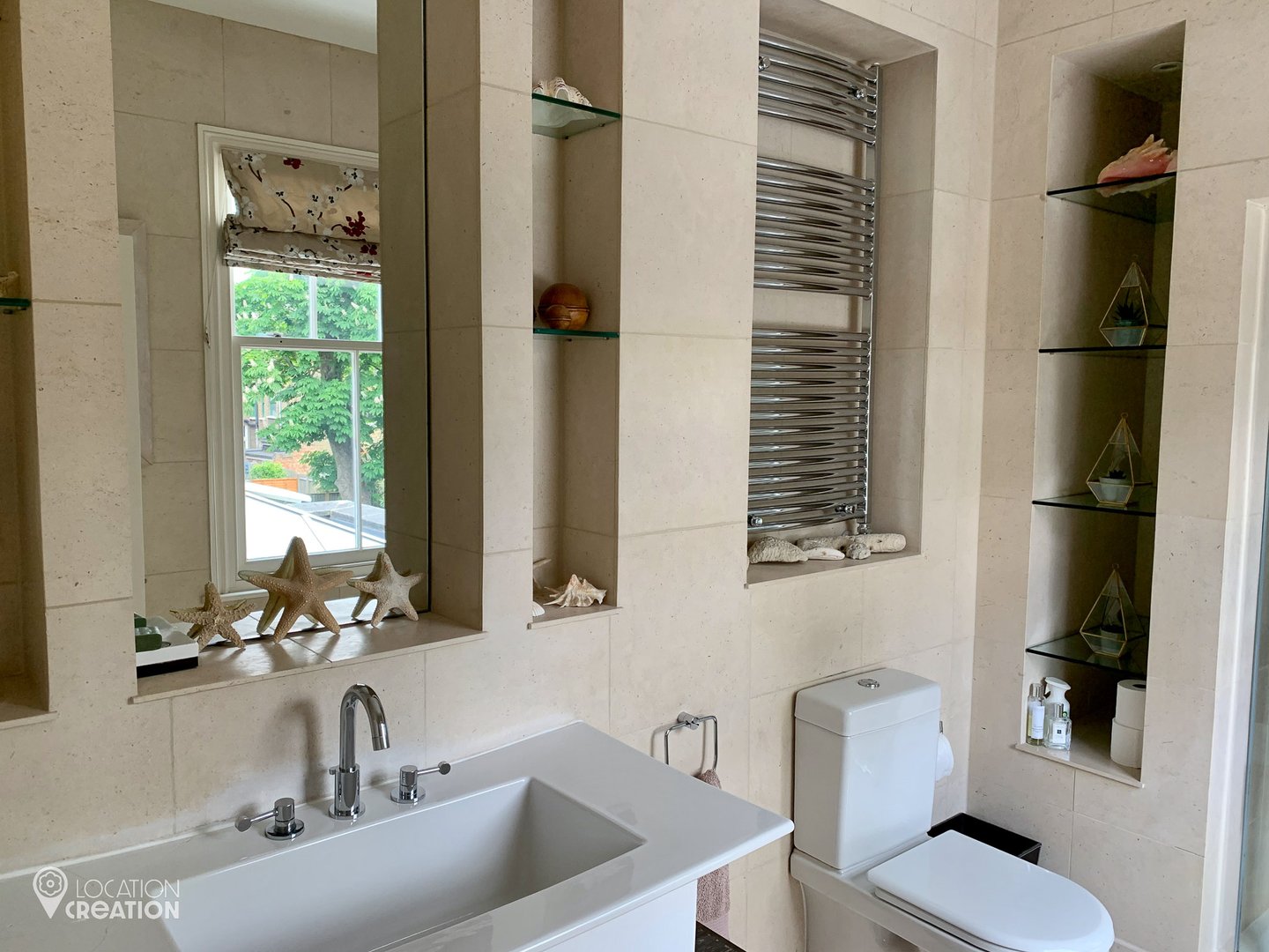 Location Creation Kirkstall House Bathroom