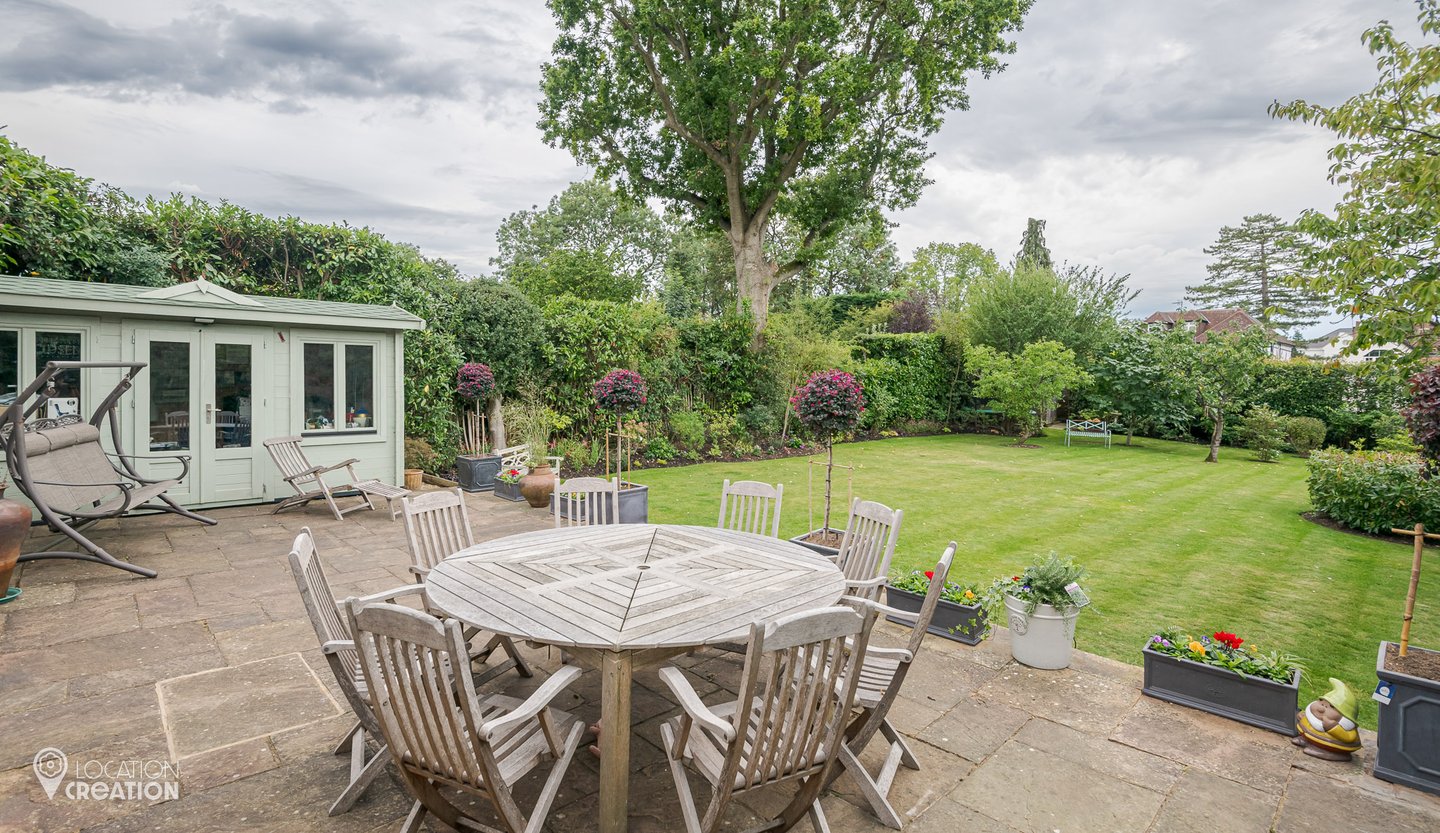 Location Creation Barnet House Outdoor Dining