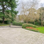 Location Creation Kingston Glass Front Gates