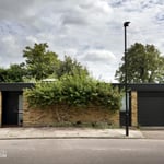 Location CreationKingsley Placefront Of House