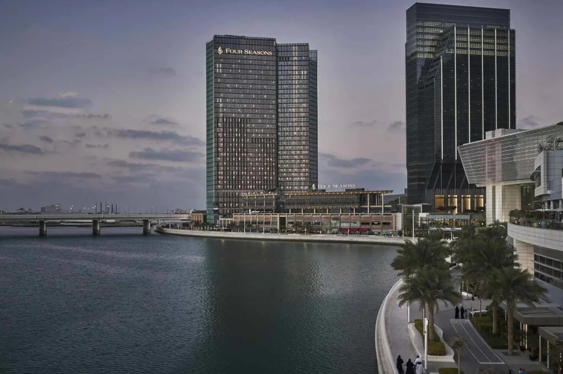 Four Seasons Private Residences Image
