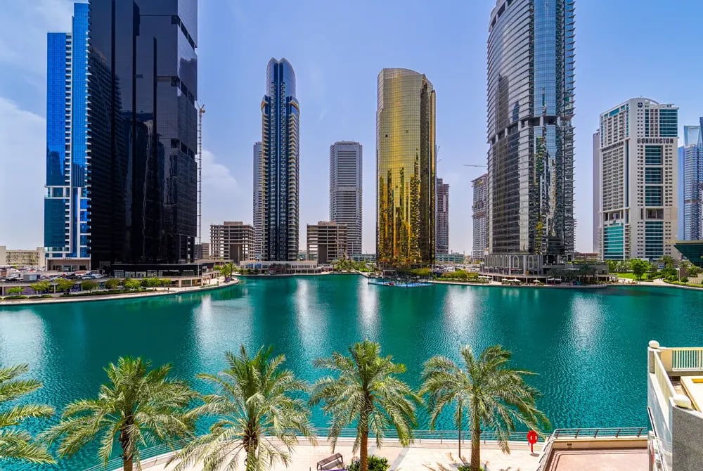Damac Lake View Tower gallery image 2