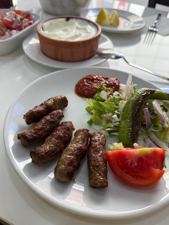 Meşhur Köfteci Abdi Özcan Tekirdağ Köftecisi