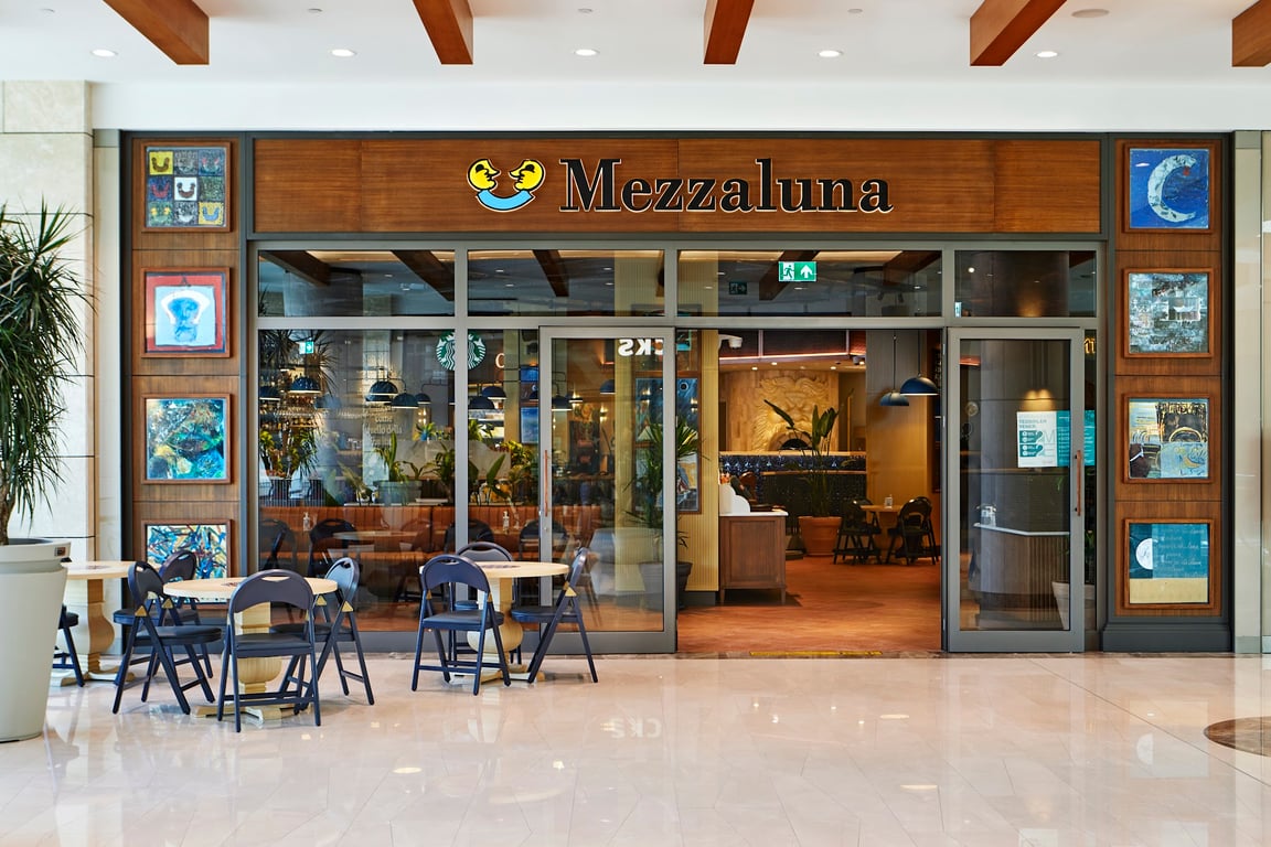 Mezzaluna İzmir