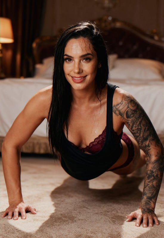 Naomi Foxx