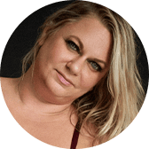 Erika Love, 36 Jahre