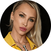 Alix Lynx, 36 años