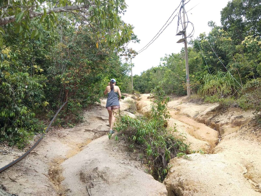 Hiking route in Perhentian Kecil.