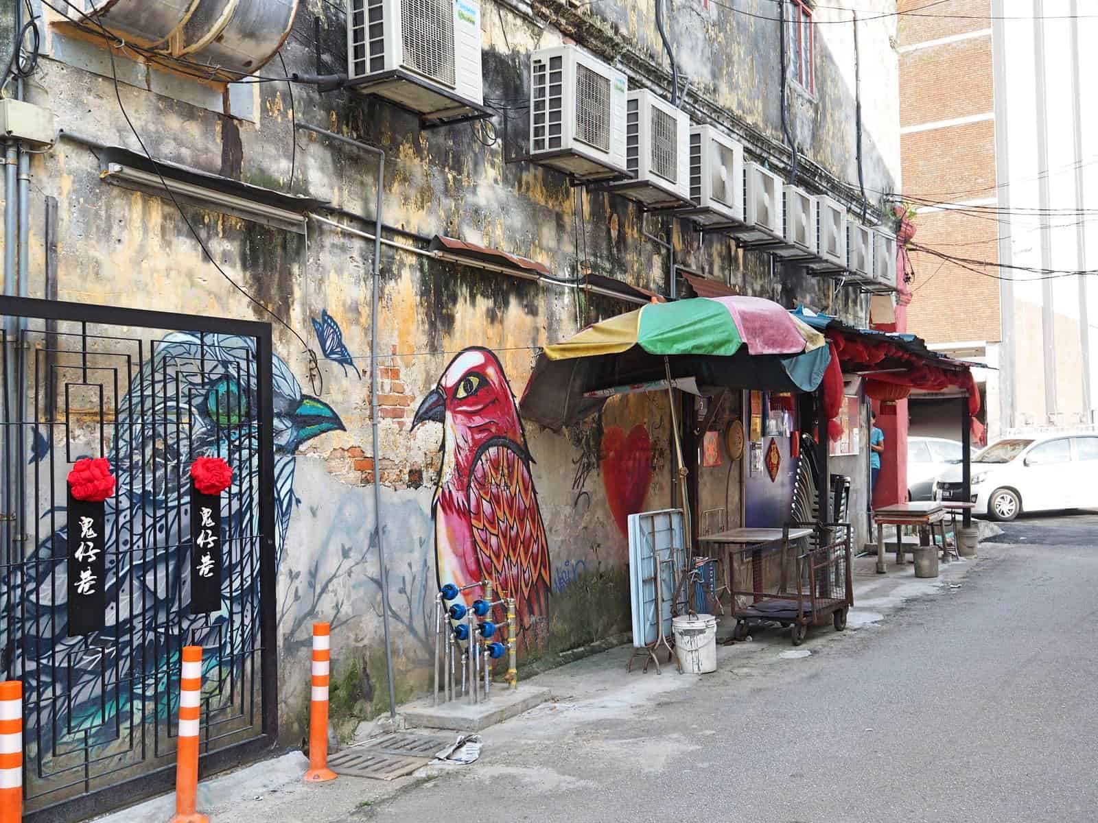 self guided walking tour kuala lumpur Street art in Chinatown, Kuala-Lumpur