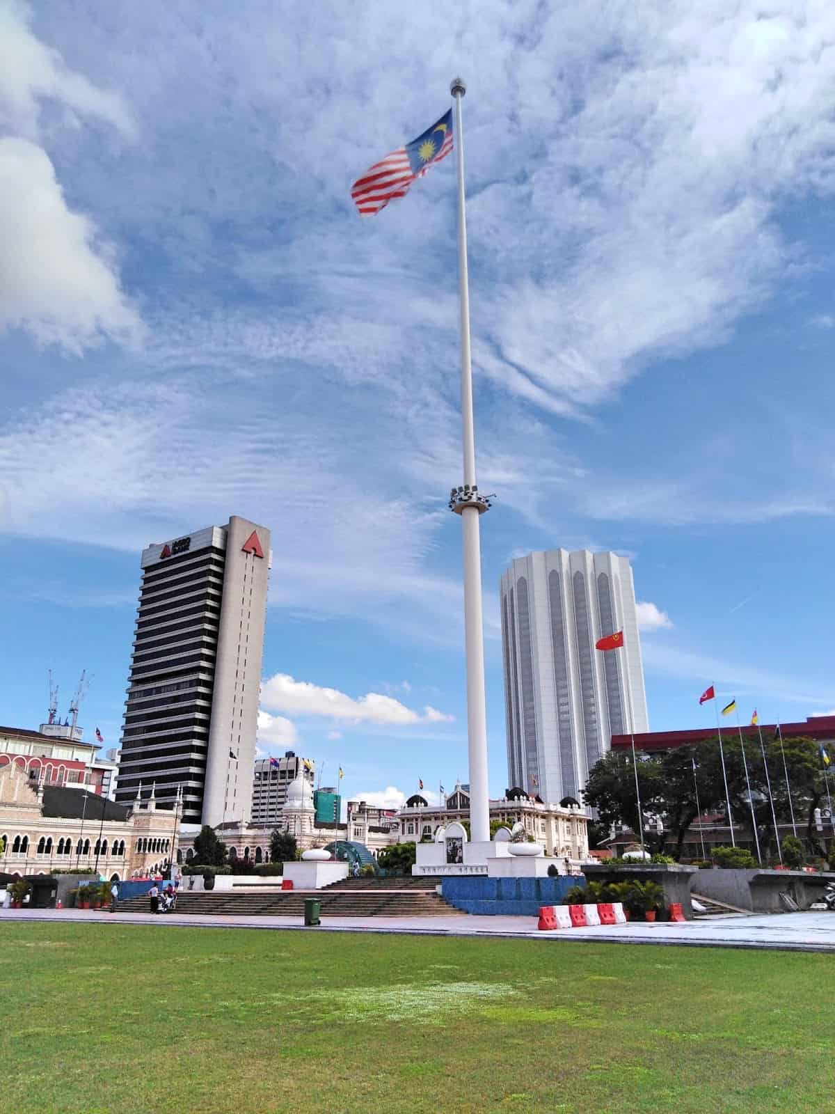 Independence-Flag-Merdeka-Square-Kuala-Lumpur ] Travel Mermaid