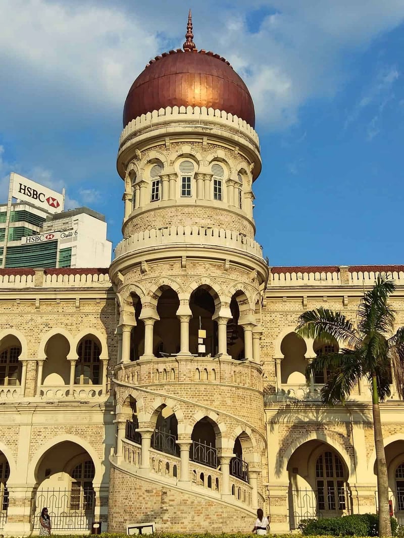 self guided walking tour kuala lumpur KLCC-Kuala Lumpur-City-Guide-Malaysia-Travel-Mermaid