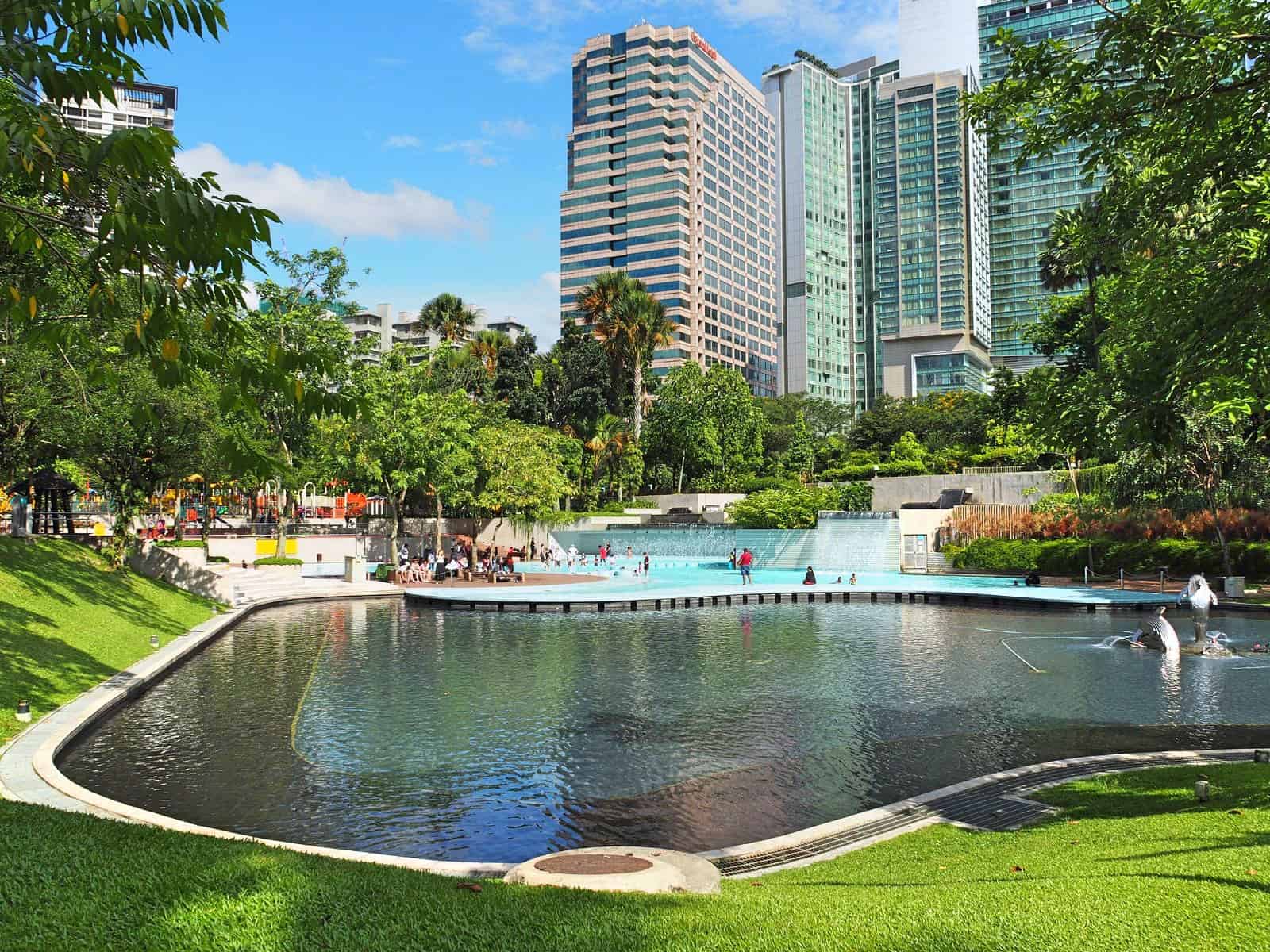 self guided walking tour kuala lumpur KLCC Park, Kuala Lumpur- Malaysia