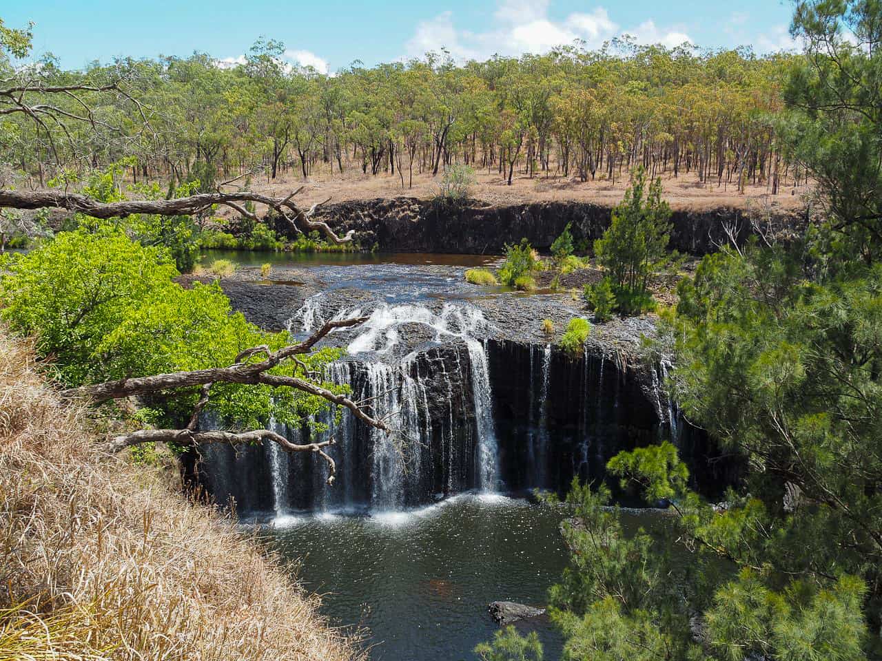 Millstream Falls in the Atherton Tablelands, North Queensland // travelmermaid.com