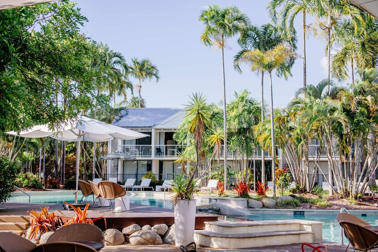 Best places to stay in Port Douglas- Oaks Resort // Travel Mermaid