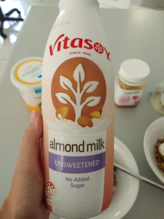 Dairy free almond Milk // Travel Mermaid