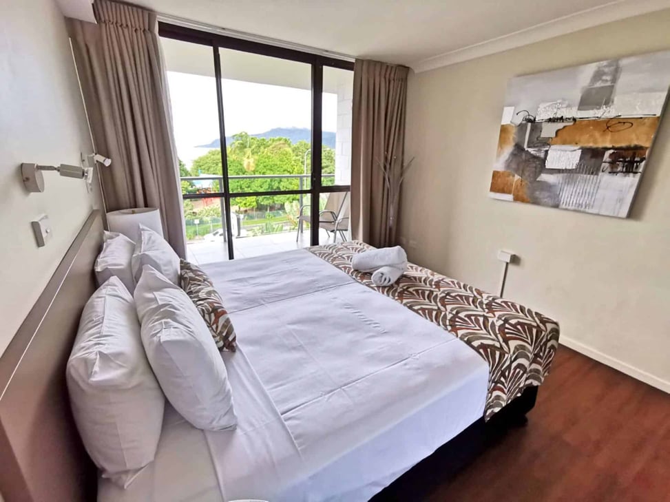 Suite at Cairns Plaza Hotel // Travel Mermaid